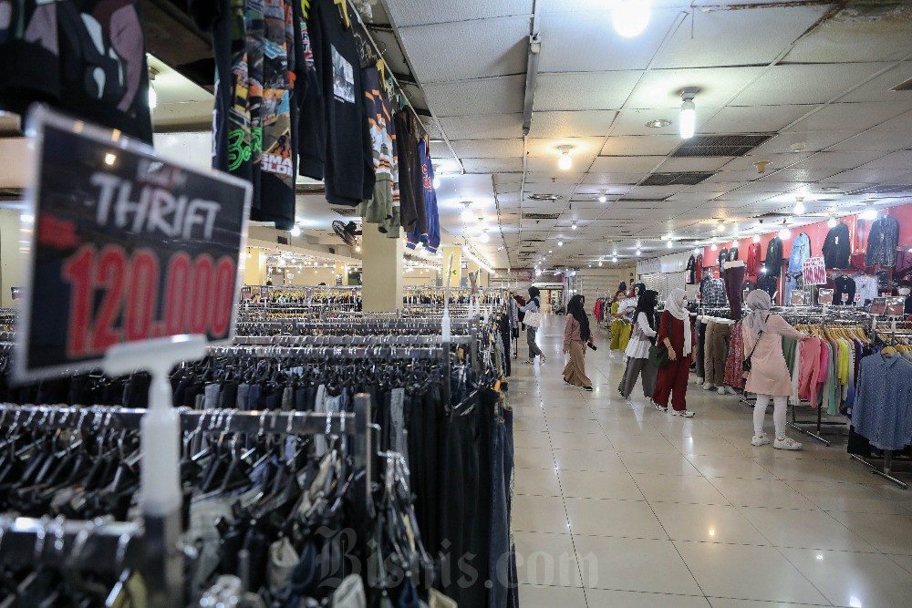 DPR: Negara Pernah Ambil Pajak dari Perdagangan Baju Impor Bekas